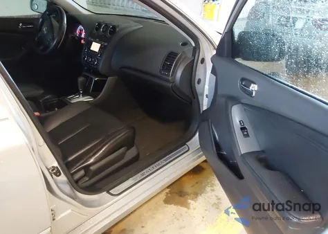 2010 Nissan Altima 2.5 S from USA, damaged, VIN 1N4AL2APXAC163912